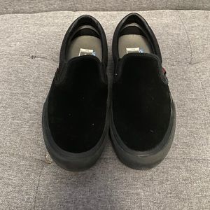 Men’s Size 9 Vans ULTRACUSH slip-ons